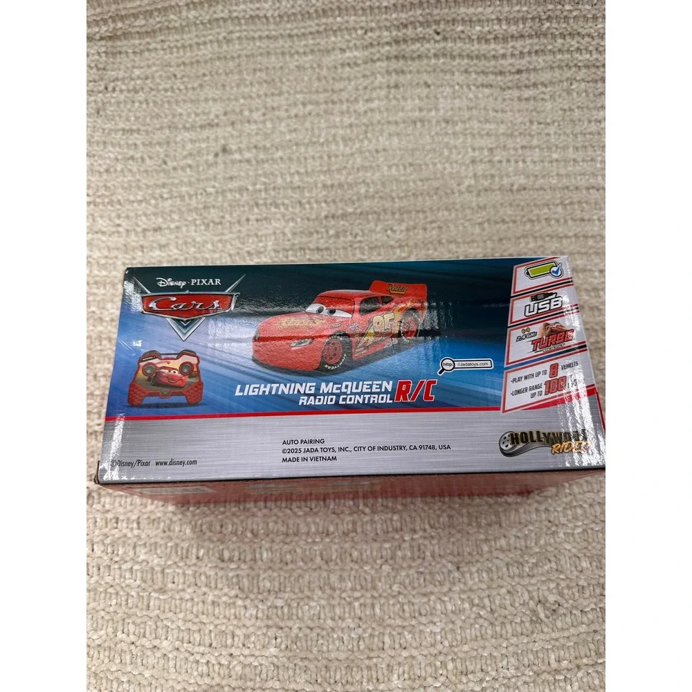 Jada Disney Pixar Cars Lightning McQueen RC Car Red USB‎ Rechargeable Kids Toy